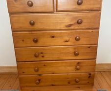 Tallboy chest of drawers