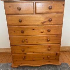 Tallboy chest of drawers