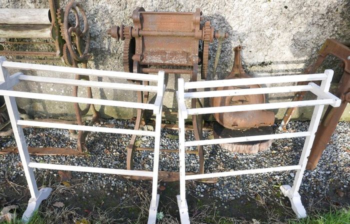 Vintage 19th Century White Painted Mahogany Towel Stand, C1880 (30 each)