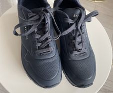 Navy Memory Foam Sketchers size 5.5