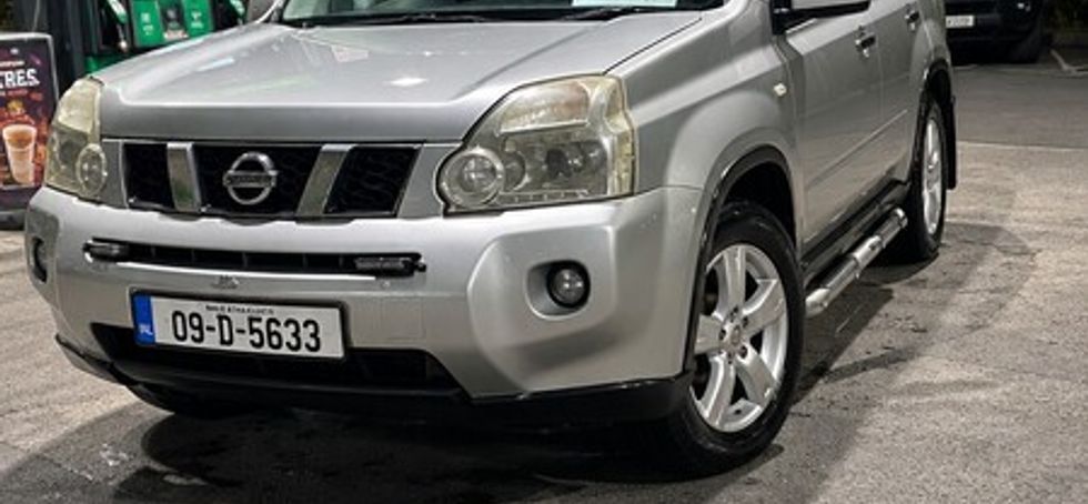 2009 Nissan X-trail (commercial )