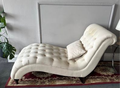 Cream button-tufted chaise longue