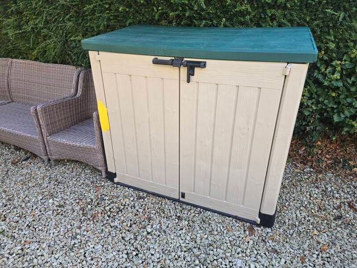 Outdoor Garden Rattan Dining Set & Storage Unit145cm Width 84 Depth 128 Height