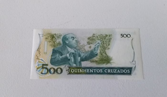 Brazil 500 Cruzados Uncirculated Banknote
