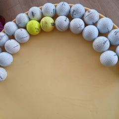 25 Golf balls - Only 15