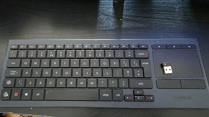 Logitech K830 Wireless Keyboard