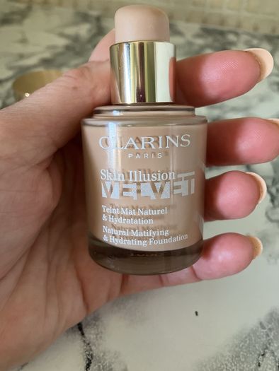 Clarins foundation
