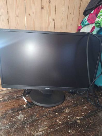 Iiyama Monitor 24inch