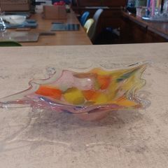 Stunning Vintage Mid Century Italian Hand-Blown Art Glass Candy Dish in a Pulled Lobe Shape with Clear Stretched Edges and a Multi-Coloured Tutti Frutti Colourway in Oranges, Yellows, Pinks and Blues, Attributed to Murano, No Sticker