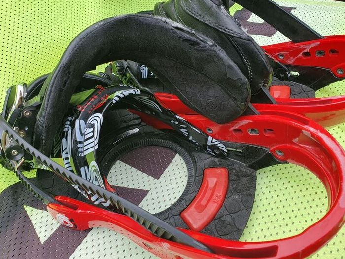 Burton snowboard bindings