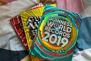 3x Guinness World Record Books