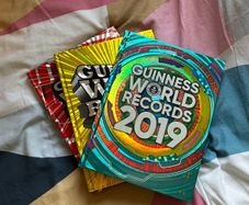 3x Guinness World Record Books