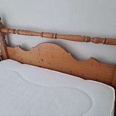 King size bed