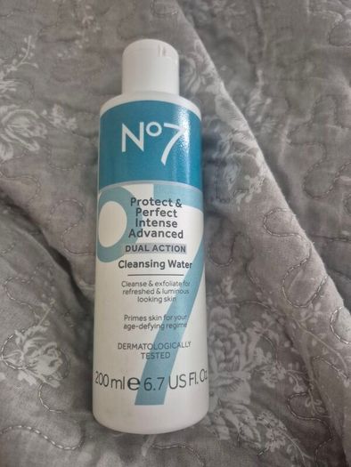 no7 perfect and protect cleansing water