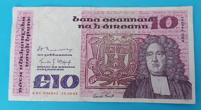Irish 3 X 1981 Ten Pound SWIFT  banknots in Fine  condition