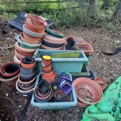 Flower pots