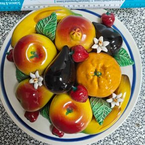 Stunning vintage glazed ceramic fruit bowl, mid 20th century, very kitsch.