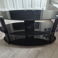 TV Stand for sale. Perfect condition. Measurements: W 95cm H 50cm D 39cm