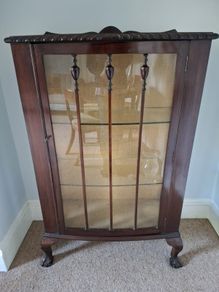 display cabinet