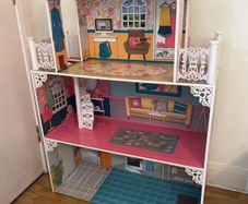Toy House