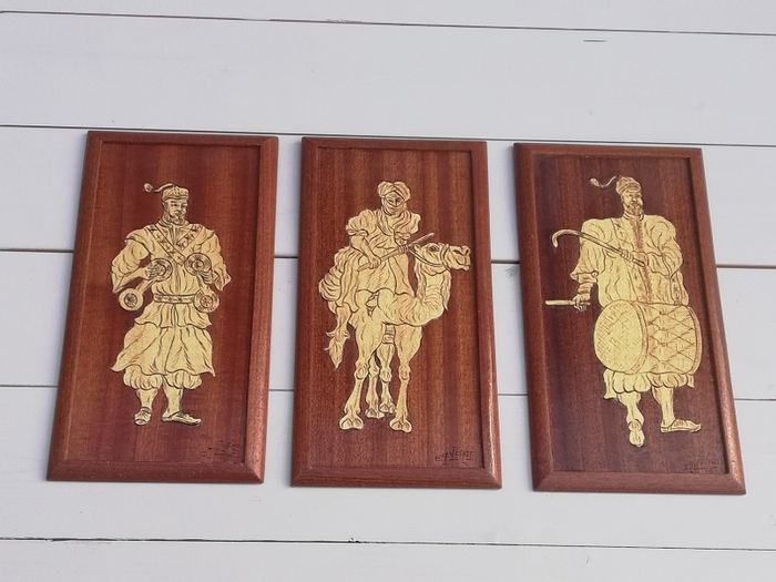 3 vintage handcrafted wooden wall plaques with inlaid wood design middle east or Asian style
