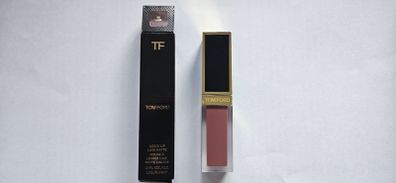 Tomford Liquid Lip Luxe Matte Lip in 121 Lark