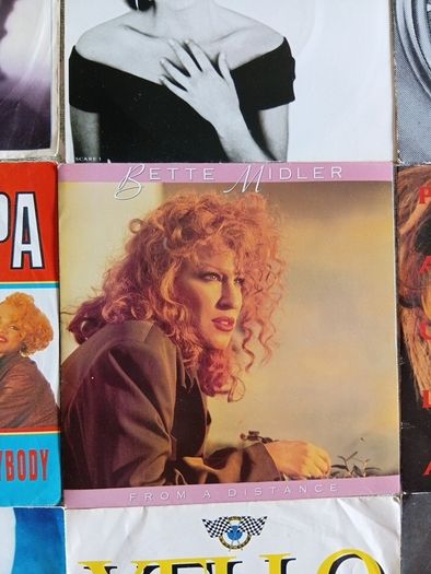 Bundle of 9 singles ,...All uk releases