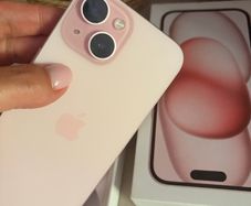 iPhone 15 ( Pink ) 128 GB