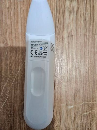 sanitas,fore head digital thermometer.basically brand new. No box