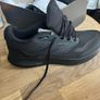 mens trainers Image 3