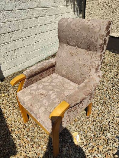 High back chair