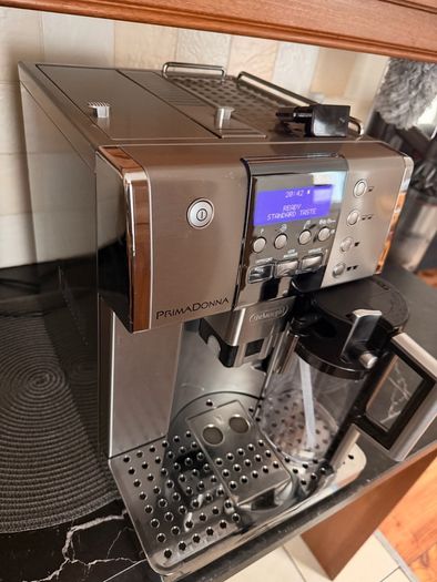 De'Longhi PrimaDonna Espresso Machine