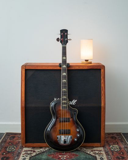 Yamaha SB-70 1972-1973 - Sunburst
