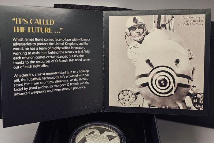 Royal Mint 2020 Silver Proof. 999 2oz Silver 5 Pounds Pay Attention 007 in Original Holder with COA