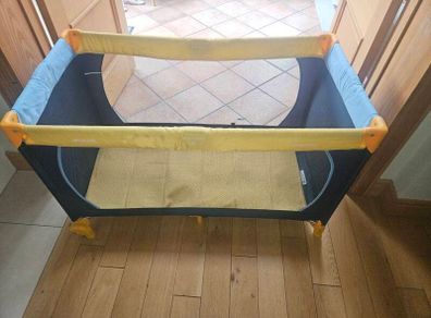 Hauck Travel Cot