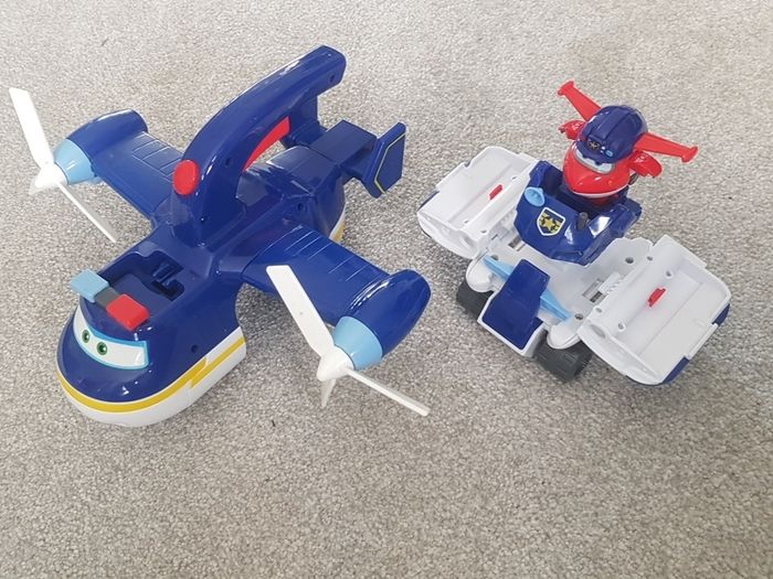 toys