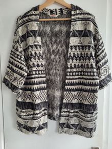 Wardrobe clearance - Wool blend kimono UK 8/ 10