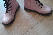 Sparkly pink boots