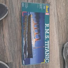 Titanic model