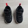 Infant boys Jordan trainers Image 3