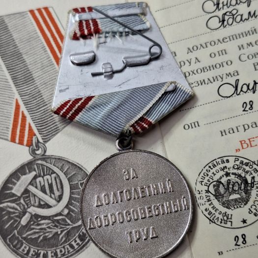 USSR Medal "Veteran of Labor" (1984) - Original Award for Long and Diligent Service