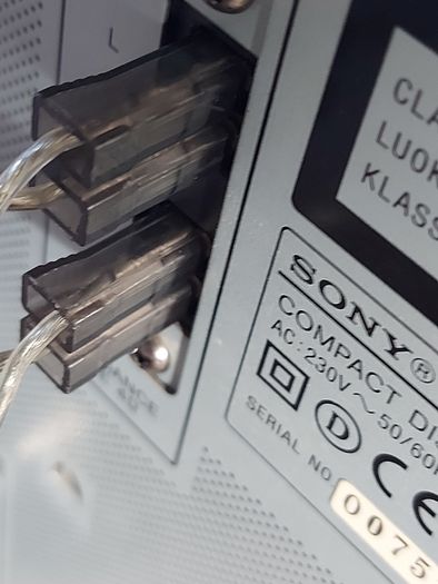 Sony Micro Hi-Fi Component System, Model CMT-CPZ1, Radio, Tape CD, mini disc link, all working great and in excellent condition