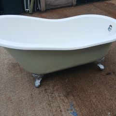 Cast iron slipper bath