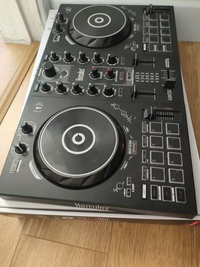 Hercules DJControl Inpulse 300