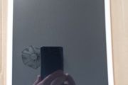 Apple iPad 8th generation a2270, not powering on, excellent cosmetic condition