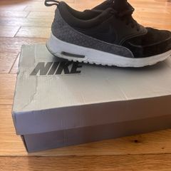 Nike Air UK size 6 EU40