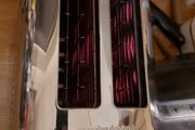 Morphy Richards 2 Slice Toaster, Model 222005, in excellent condition and works perfect