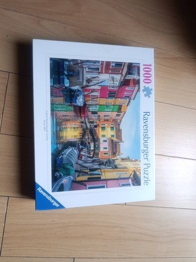 Massive collection of jigsaw puzzles
