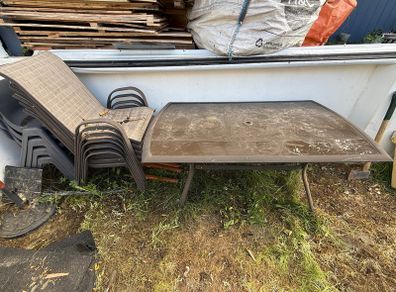 outdoor table