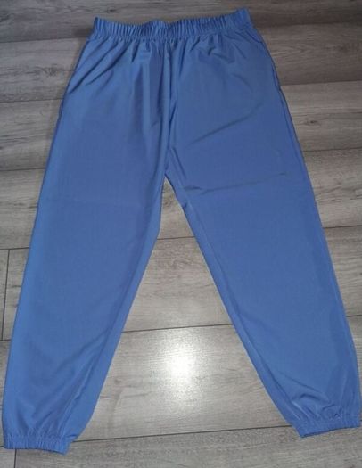 x4 Bundle - Brand New Womens Mixture Bundle - Size - XXL - Smaller Fit More A Size - U.K.16 - x3 Bundle - Bottoms - RRP - 49.74 & x1 - T-Shirt - RRP - 80.00 Dollars = RRP - 125.00+